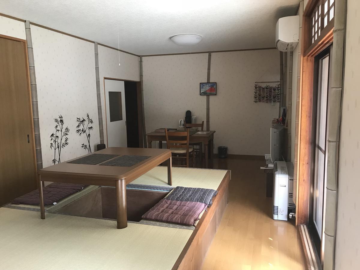 Hotel Takayama Ninja House Exterior foto