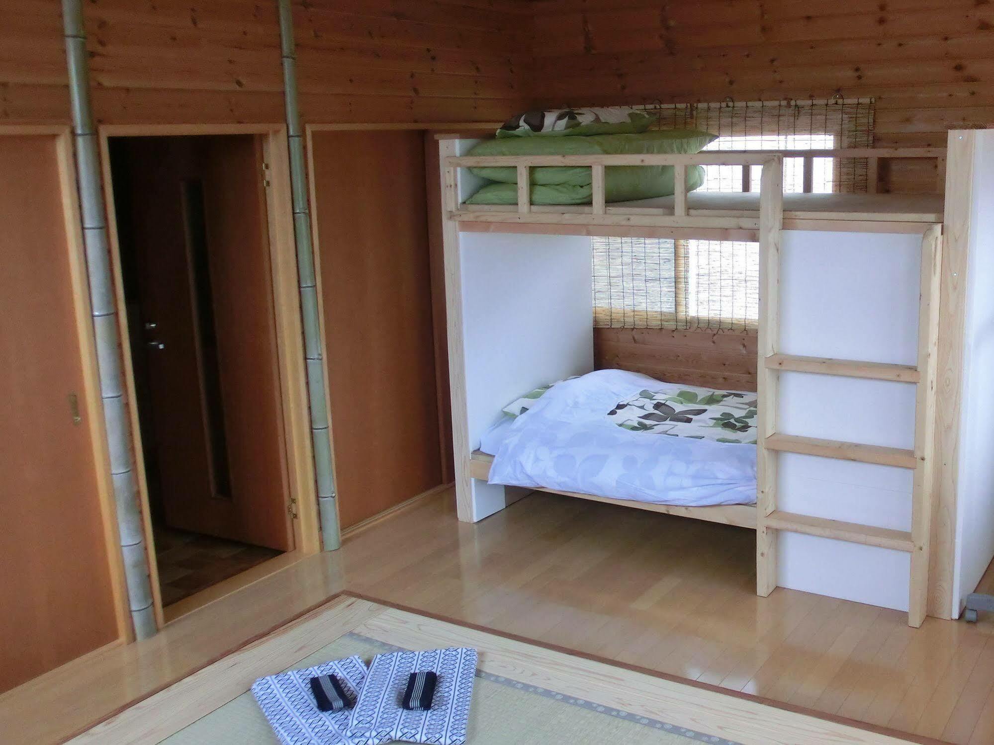 Hotel Takayama Ninja House Exterior foto